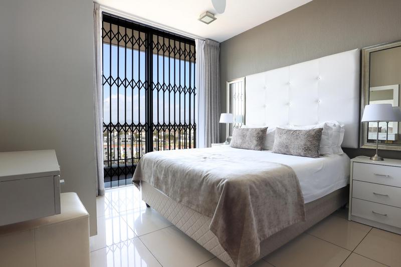 2 Bedroom Property for Sale in Bloubergstrand Western Cape